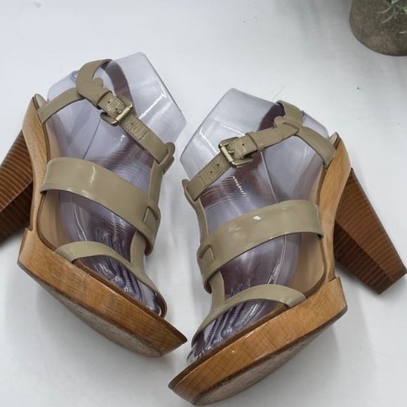 GIVENCHY Tan Wood Platform Patent Leather T-Strap Cone Heel Sandals‎ Sz 38/7.5 - Picture 9 of 15